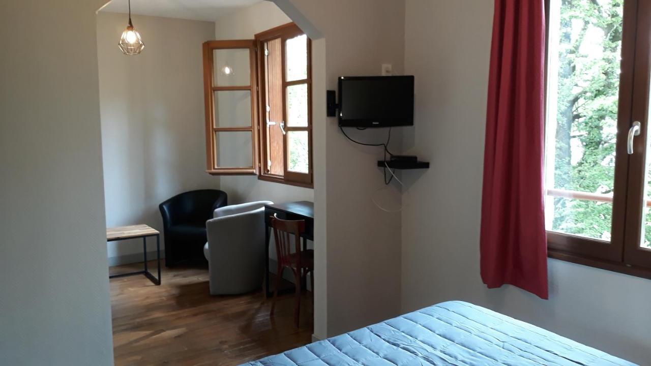 Le Relais De Boralde Hotel Espalion Kültér fotó