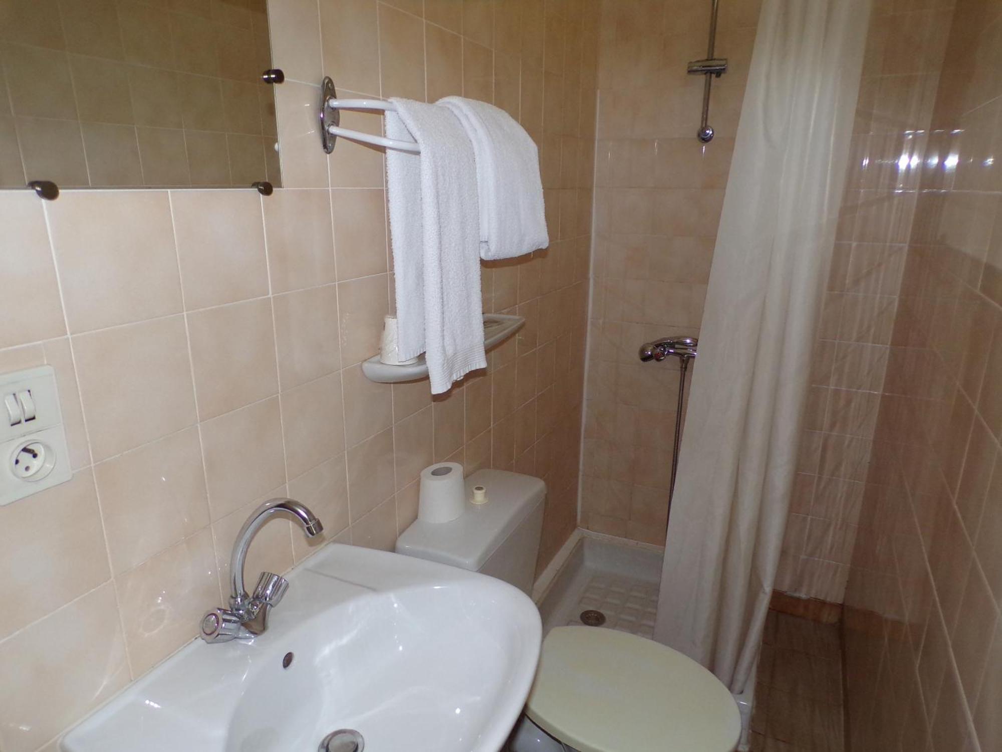 Le Relais De Boralde Hotel Espalion Kültér fotó